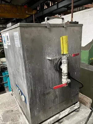 USED BANDELIN ULTRASONE  CLEANER WITH HEATING