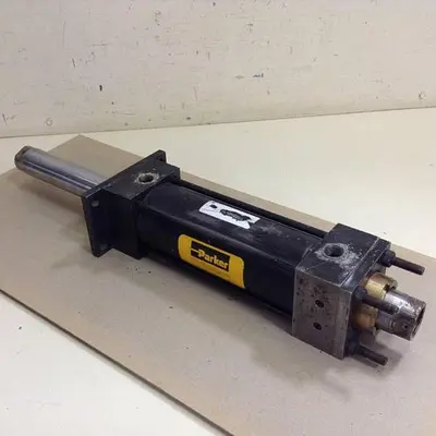 USED PARKER CYLINDER921
