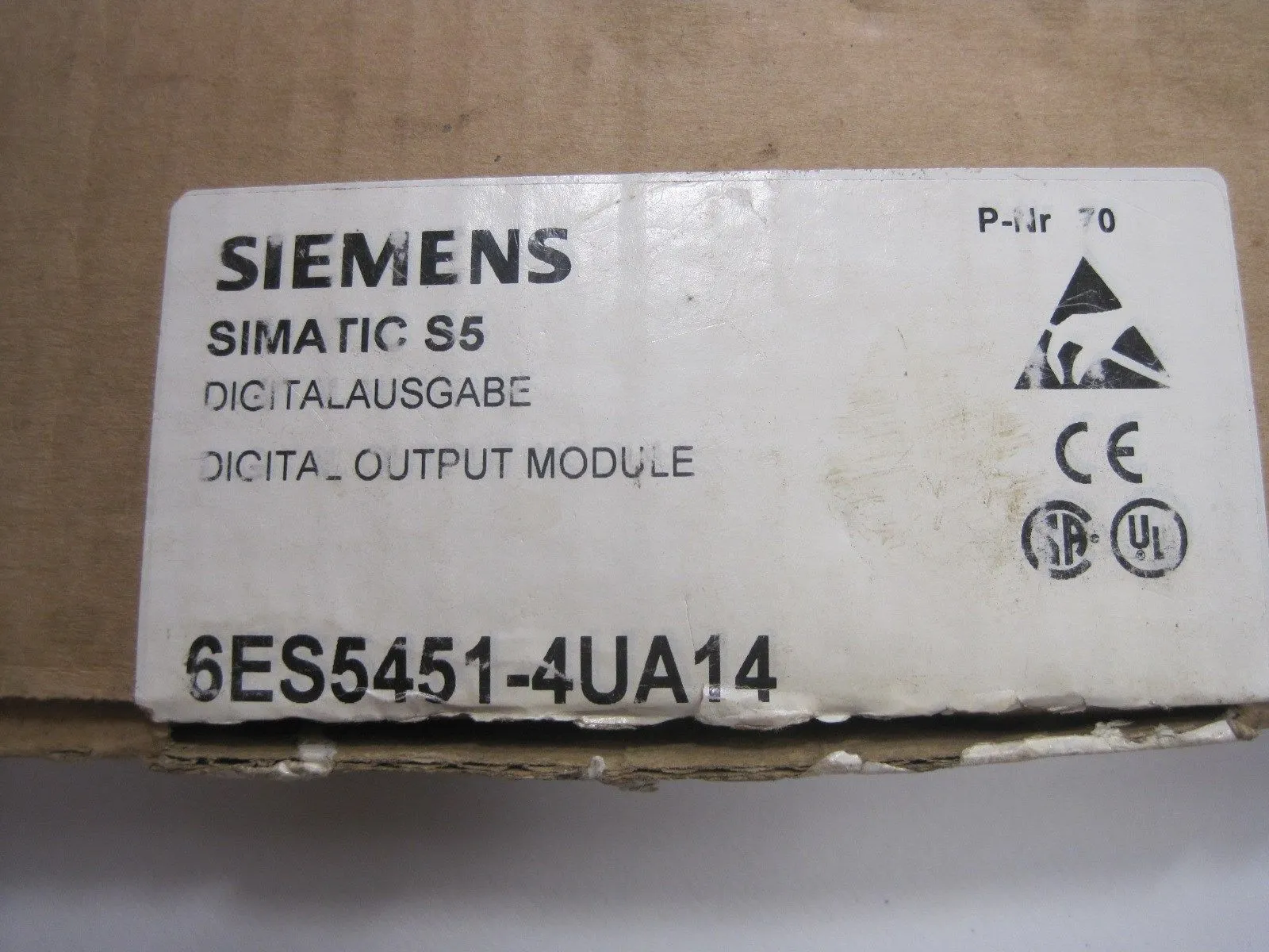 NEW SIEMENS 6ES5451-4UA14 OUTPUT MODULE 6ES54514UA14