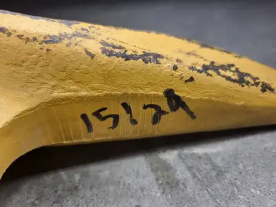 Twin Tiger Bucket Tooth