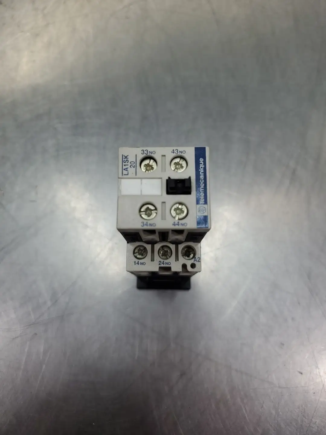 Schneider Electric CA2SK20 10A 690V Contactor w/LA1SK20 Aux. Contactor 4A43.1