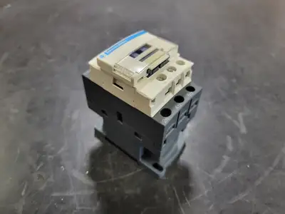 USED TELEMECANIQUE LC1D09F7