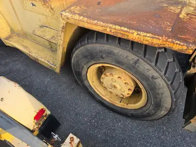 USED CATERPILLAR V200B STR