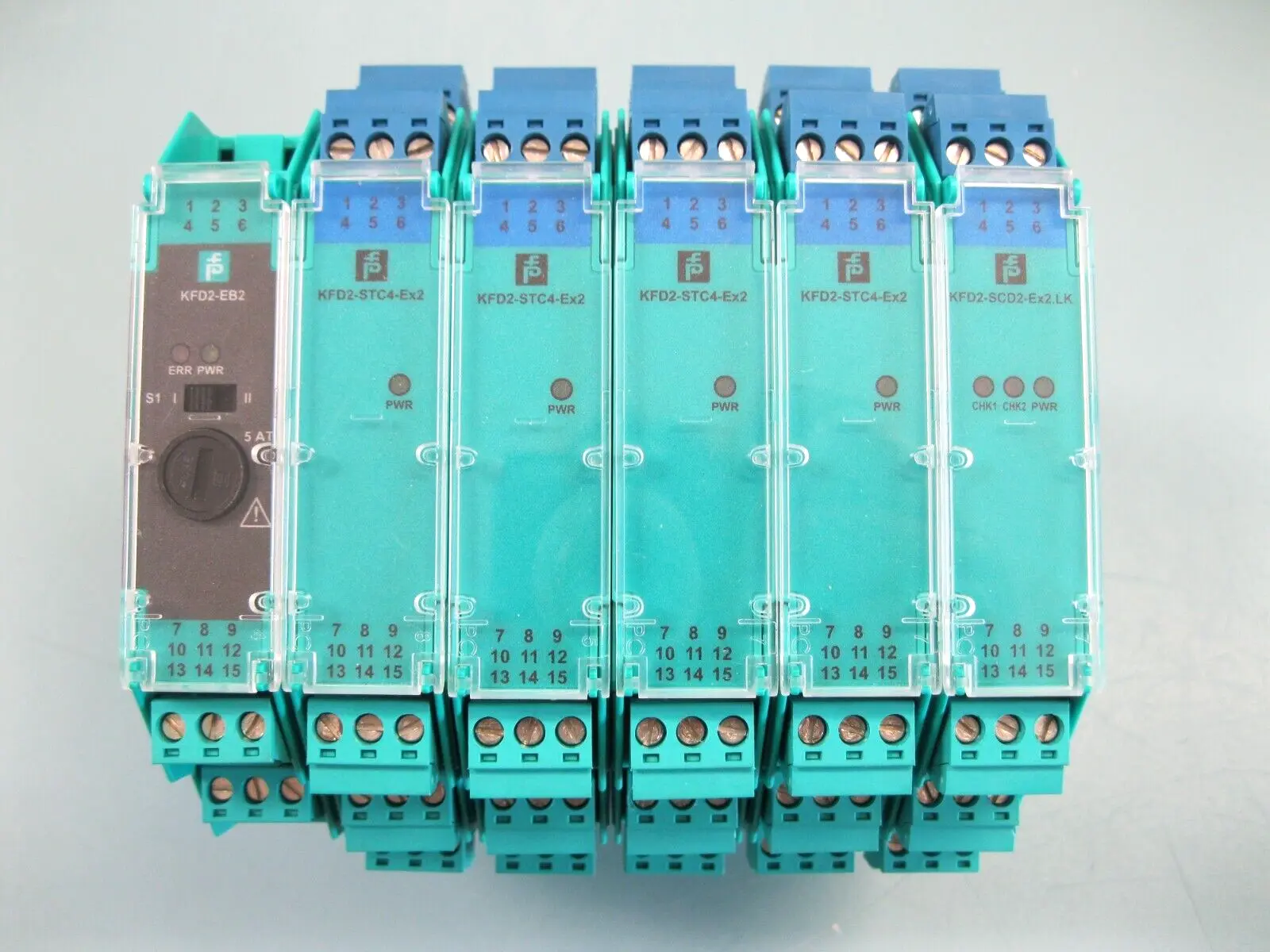 Lot (6) Pepperl+Fuchs KFD2-STC4-Ex2, KFD2-SCD2-Ex2-LK, KFD2-EB2 Modules D14