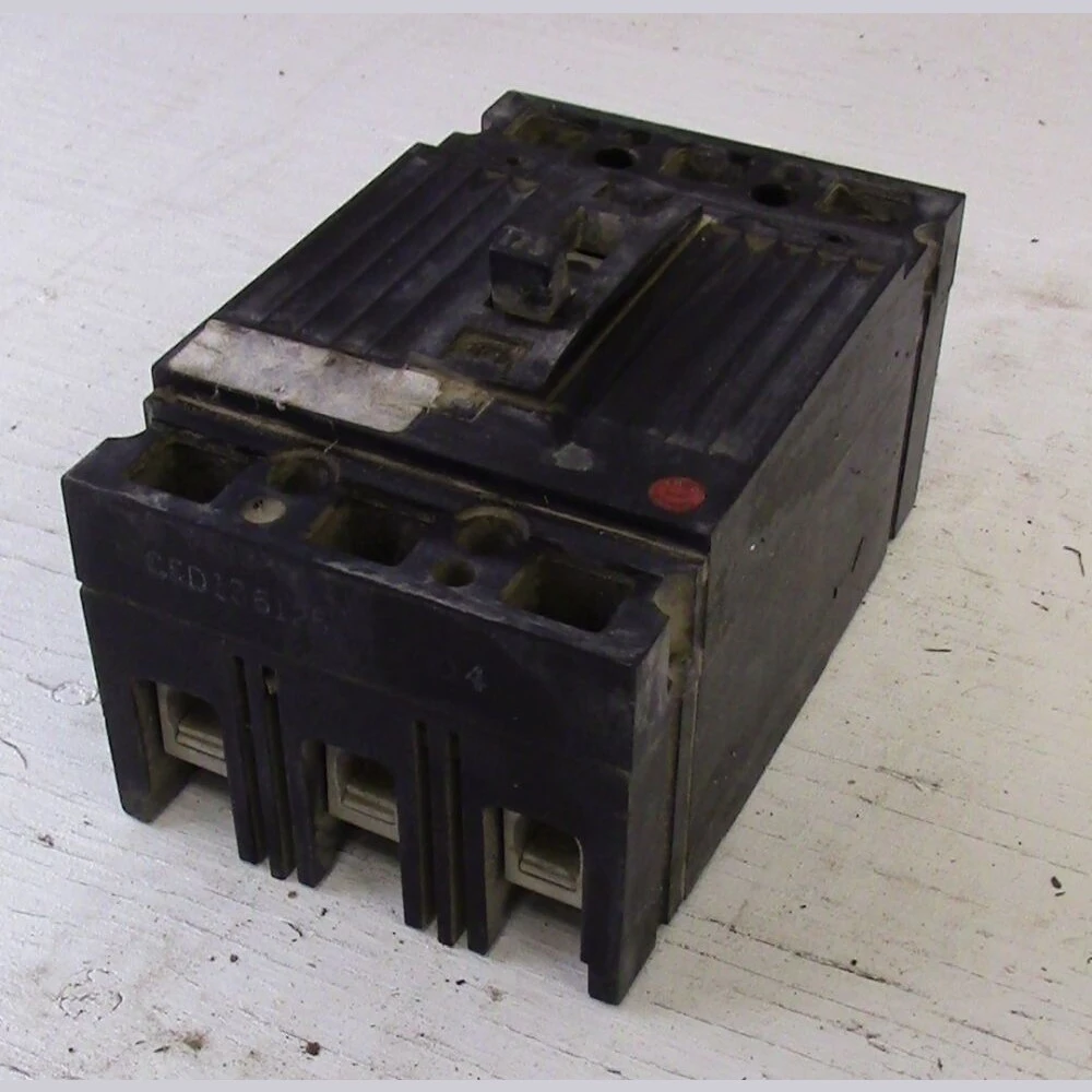 General Electric 3 Pole 125 Amp Breaker