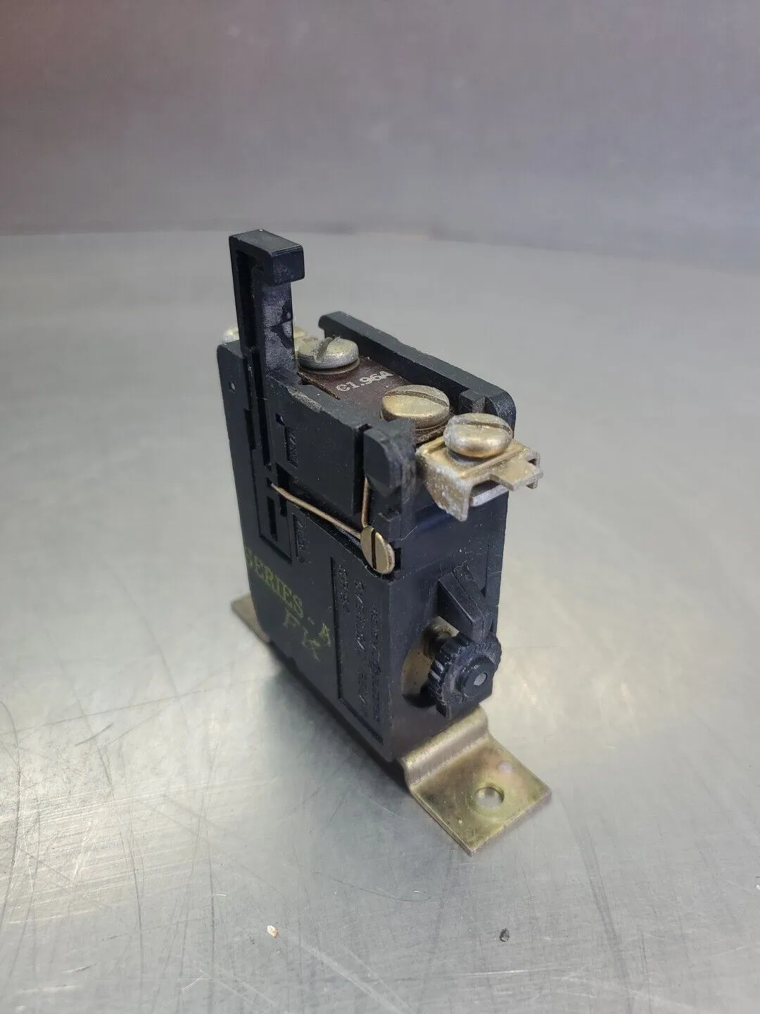GENERAL ELECTRIC CR124 Ser. A FK OVERLOAD RELAY. 4E-24