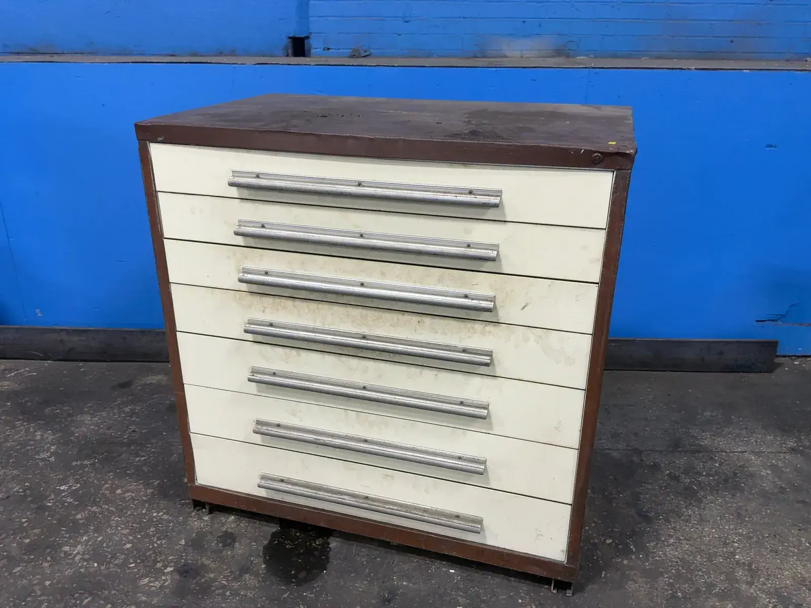 7 Drawers Tool Cabinet