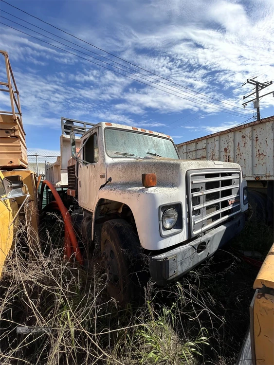 Used 1988 INTERNATIONAL S1600 Dump trucks California US | Lillo Machinery #1403759