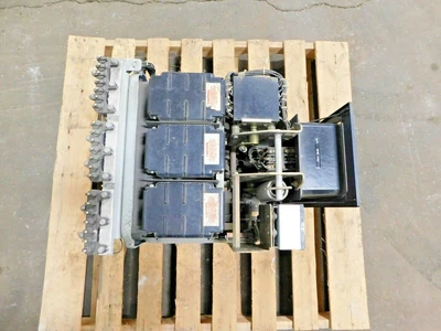 Used GE AKR-6D-30 Circuit Breakers Ohio US | Equipment Recovery Corp. #1331084