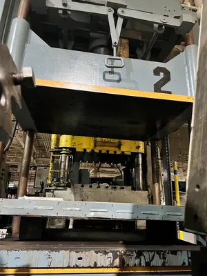 USED USED DAKE PRESSES DAKE 27-477 PRESS