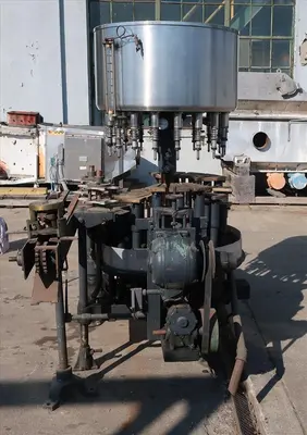 SPC8561  Filler 18 valve Horix liquid gravity filler 4.75" centers, up to 180 cpm