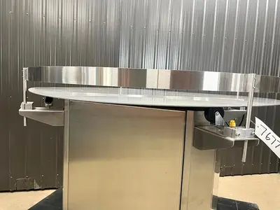 New 48'' Accumulation Table, Variable Speed
