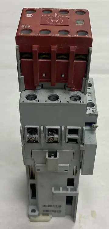 Used ALLEN-BRADLEY 100-C30Z*00 Miscellaneous Equipment (Electrical & Power) | Surplus Asset Holdings #1190455