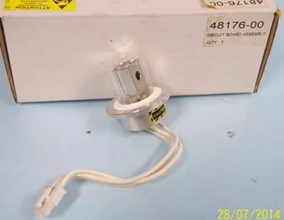QTY. 1. HAMAMATSU ULTRA VIOLET BULB PART. NO L4505...