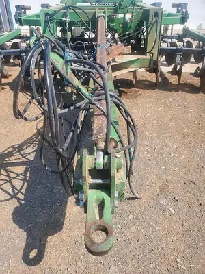 USED JOHN DEERE 2700