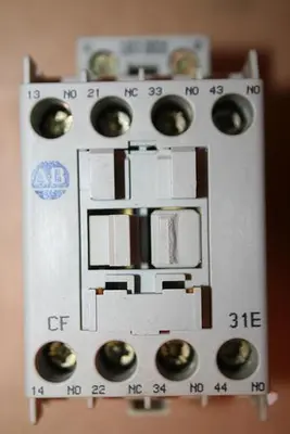 USED ALLEN BRADLEY 700-CF310 SER A