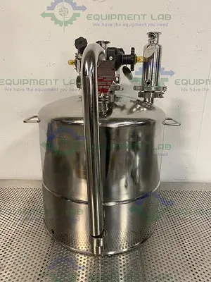 USED ALLOY PRODUCTS 45 LITER STAINLESS STEEL REACTOR 50 PSI W/ BOTTOM DRAIN & VALVES