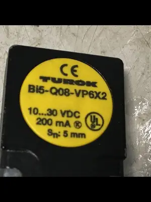 USED TURCK ELEKTRONIK BI5-Q08-VP6X2
