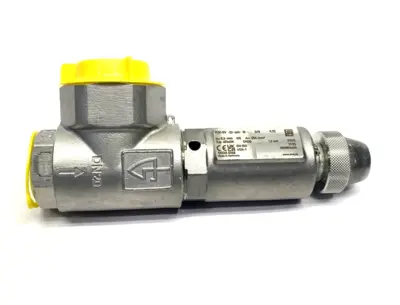 USED GOETZE ARMATUREN ANGLED SAFETY VALVE 1.2BAR DN20