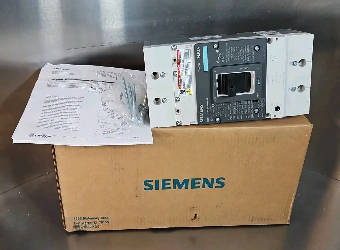 Siemens NJG3B250L Circuit Breaker Loc1C4