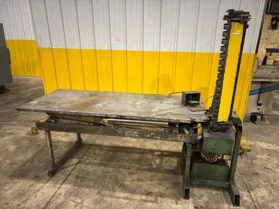 32" CAPACITY CLEATBENDER W/ 6' SCISSOR LIFT TABLE: YOBRO #24393
