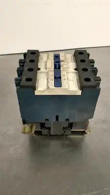 TELEMECANIQUE LC1D80004P7 CONTACTOR 125A 230V 4E-9