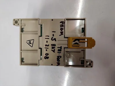 USED OMRON CONTROLLER