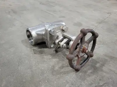 2" Class 800 Globe Valve B16.34