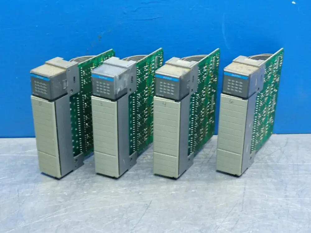 Used ALLEN BRADLEY 1746OV16 PLC Input & Output Ohio US | HGR 24 #1150761