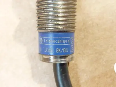 USED TELEMECANIQUE XS2M12PA340