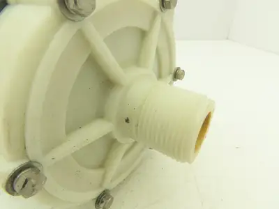 Iwaki MD-70RM Magnetic Drive Water Pump 1"Poly Plastic 220V 3PH 97 L/min