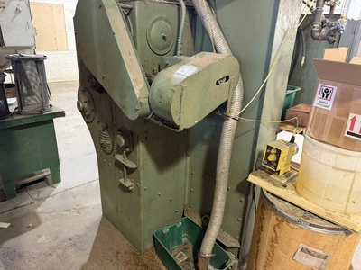 Used WHEELABRATOR TUMBLAST BATCH C DEBURRING MACHINE Tumble Shot Blaster (Tumblast) Indiana US | Miedema Asset Management Group #1574654