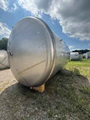 Used 2010 MUELLER 8,300 GALLON Stainless Steel Tanks New Jersey US | Perry Equipment #871224