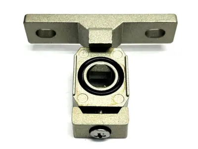 Y20T-T4 | SMC  Epoxy Coated Interface w/ T Bracket T Type Coupler - Used