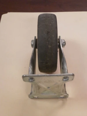 Shepherd Used Large Heavy-Duty, Non-Swivel Rigid 5 1/2" Tire