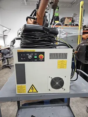 USED 2007 FANUC LR MATE 200IC