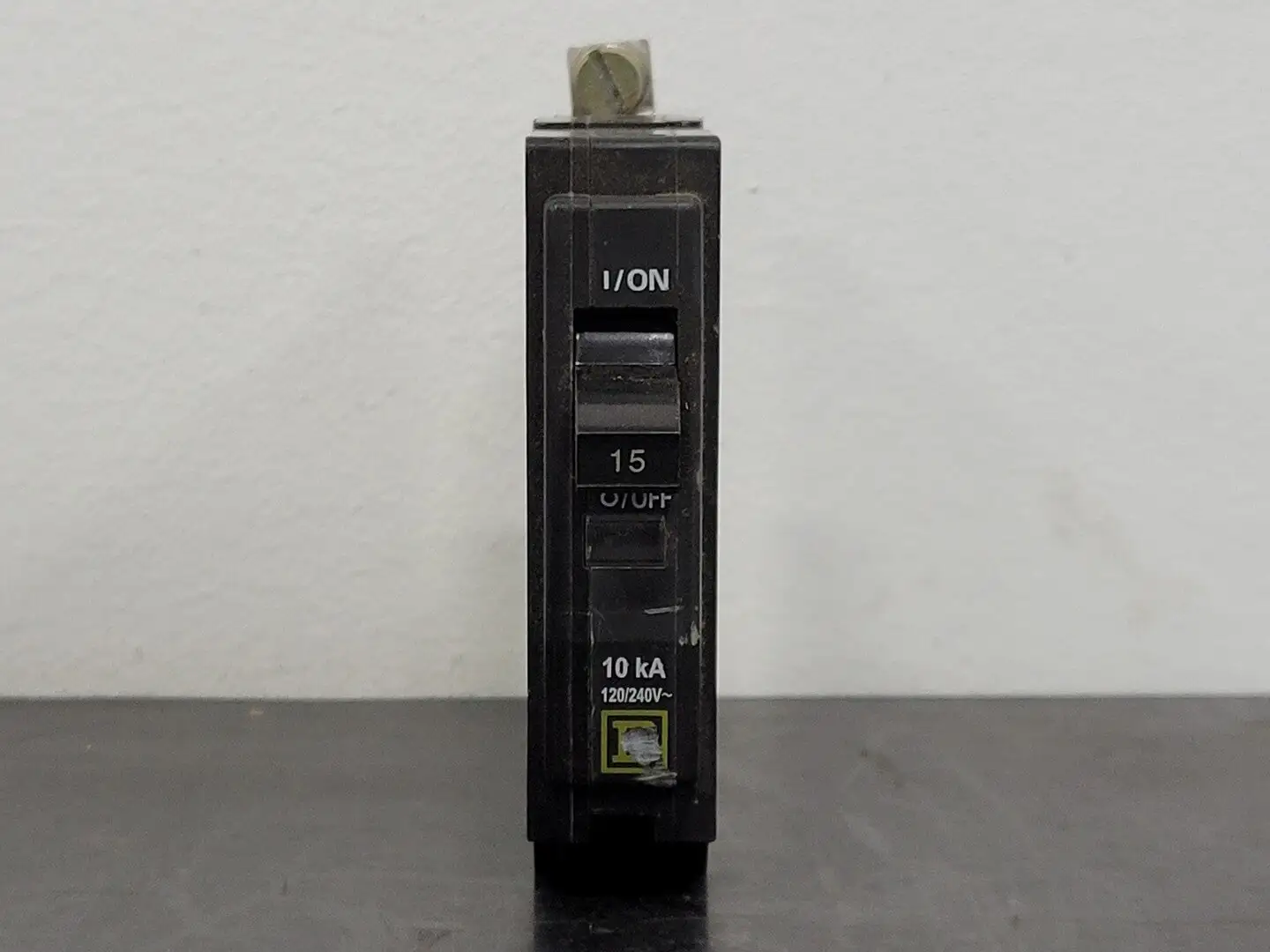 USED SQUARE D QOB115