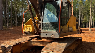 USED 2019 Volvo EC220EL