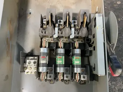 Used SQUARE D H324N Switchgears Ohio US | HGR 24 #1301627
