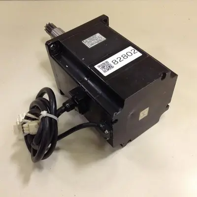 USED YASKAWA SGMP-15AWYR12