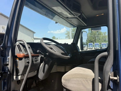 Used 2010 VOLVO VNL Conventional trucks Indiana US | Miedema Asset Management Group #1414542