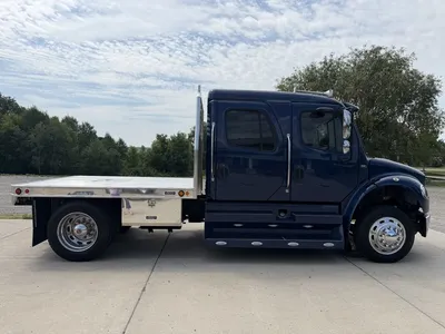 Used 2016 FREIGHTLINER SPORT CHASSIS FLATBED Flatbed Trucks Minnesota US | Carco Truck & Equipment #1514015