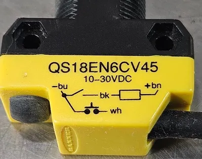 Banner QS18EN6CV45 World-Beam QS18 Expert Series: Convergent. Loc5E-19