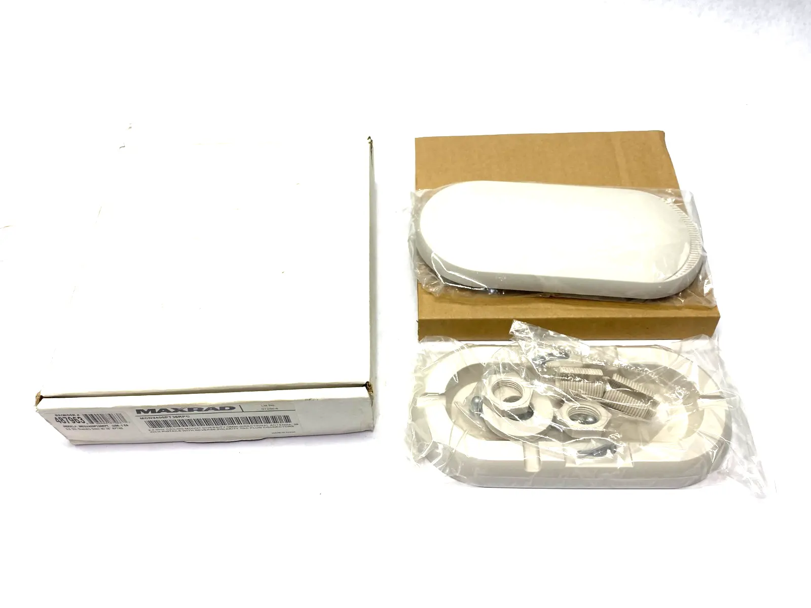 USED MAXRAD OMNI-DIRECTIONAL DIVERSITY ANTENNA 2.5DBL 36" RPTNC