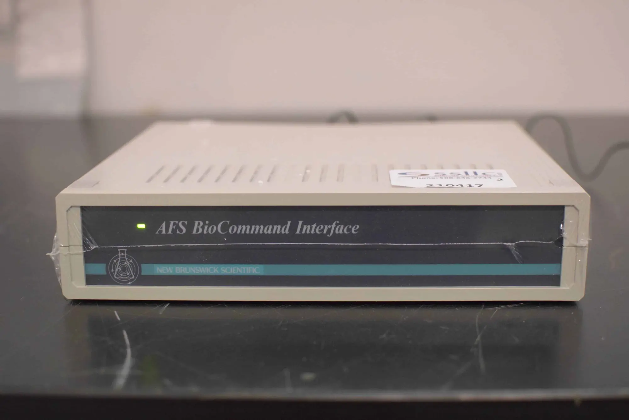 USED NEW BRUNSWICK SCIENTIFIC BIOCOMMAND