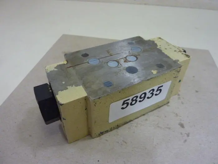 Used MANNESMANN REXROTH Z2S10132 Valves/Fittings Michigan US | Ideal Machinery #602617