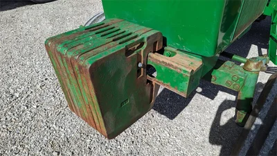 USED 1981 JOHN DEERE 4840