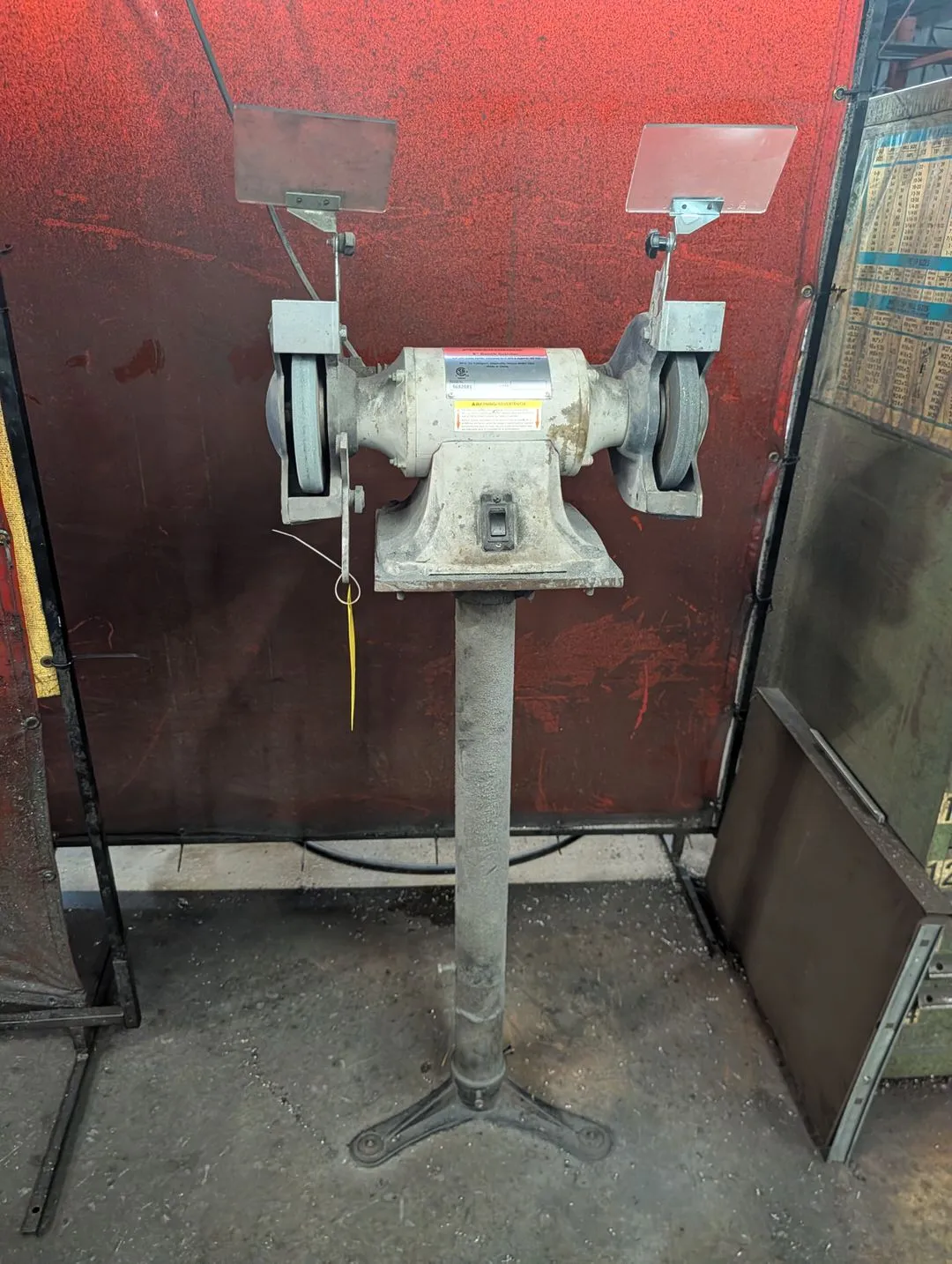 Used _UNKNOWN_ _UNKNOWN_ Pedestal Type Grinders (Double End) Texas US | IRS Auction #1320715
