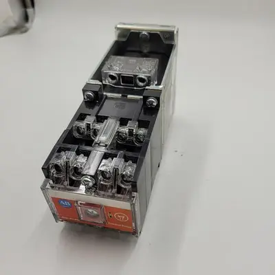 Used ALLEN-BRADLEY ALLEN BRADLEY SAFETY CONTROL RELAY 700S-DCP620DZ24 Industrial Controls | ND Industrial Surplus #1217928