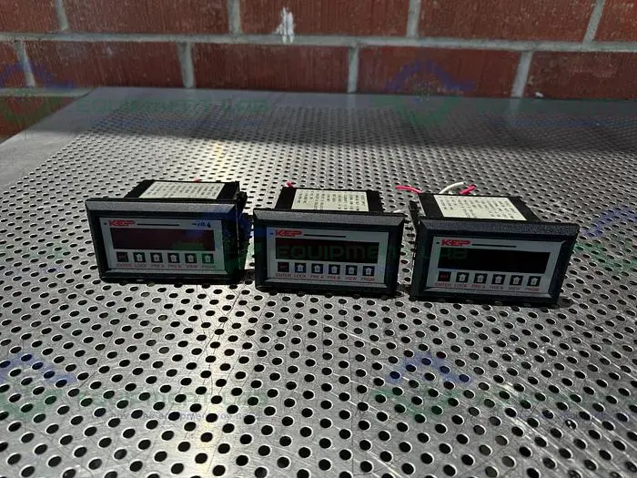 Used LOT OF 3 - KEP KESSLER - ELLIS PRODUCTS INT69TALIA ELECTRONIC COUNTER Electronics & Components | Equipment Lab #486561